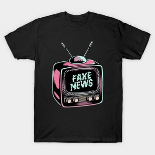 FAKE NEWS T-Shirt